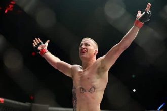 Джастин Гэтжи подписал контракт с UFC